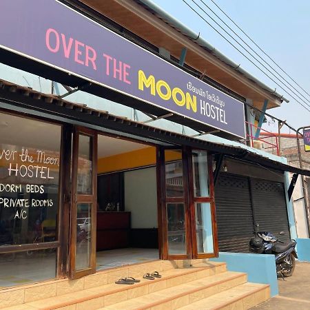 Over The Moon Hostel Ban Houayxay Exterior foto